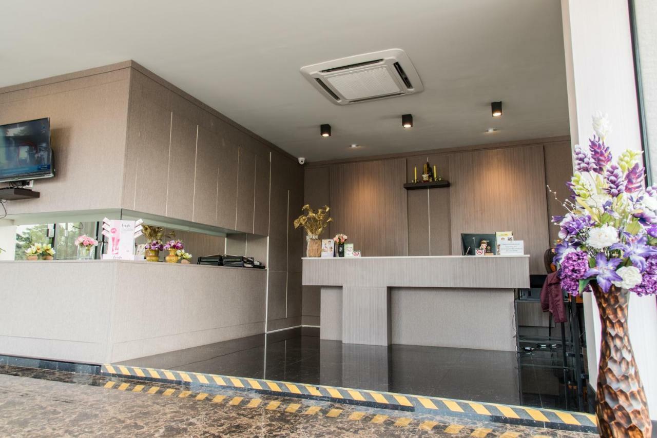Hotel Trimm Chanthaburi Esterno foto